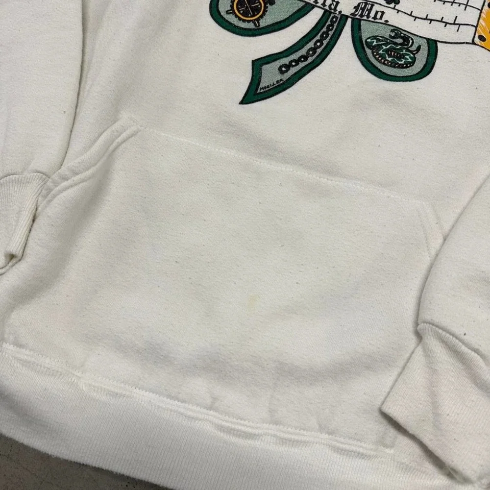 Vintage Fraternity Shamrock‎ Hoodie Large